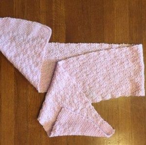 NWOT: Handmade Knit Scarf